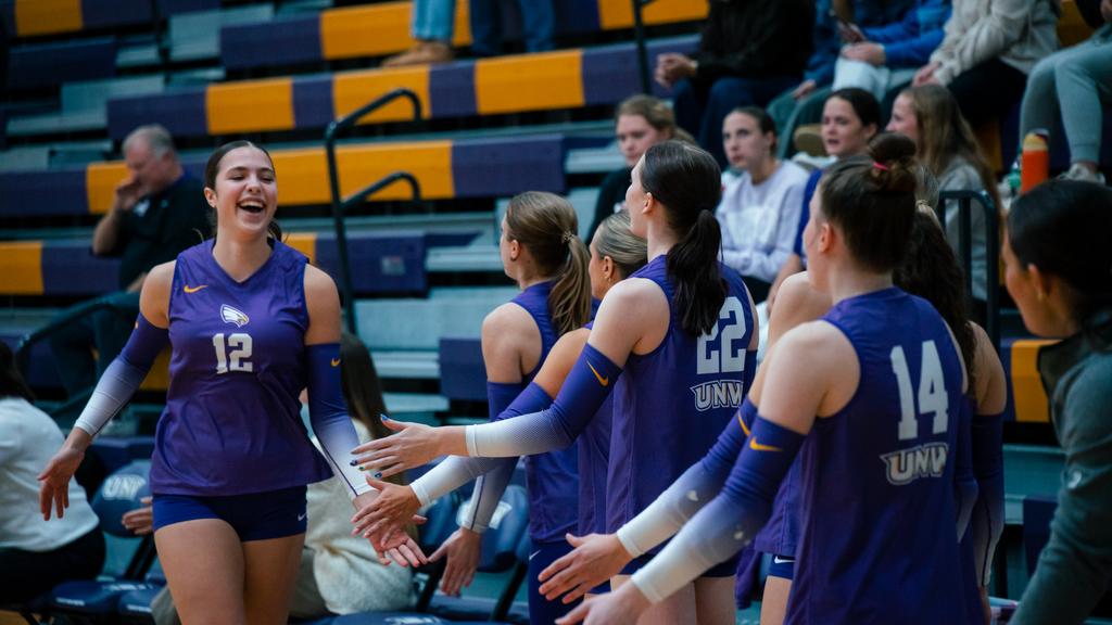 UNW Volleyball tweet media
