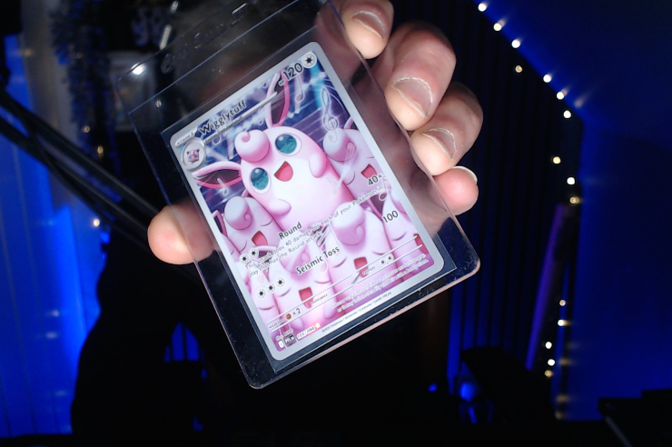 sovpokemon's tweet photo. 🎈 Pulled Wigglytuff #105 💖

Not every hit is about value.
Some cards are pure nostalgia + vibe.
Big smile. Pink menace.
Collectors know 👀

Sleeve it or flip it?
#PokemonTCG #PokemonCards #CardPulls #PokemonCollector #TCGCommunity https://t.co/1aTRxkycWT