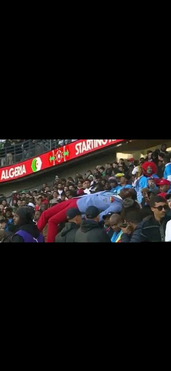 sskzzzb's tweet photo. #ALGCON arrêt du cœur SAUVAGERIE🇩🇿🇩🇿🇩🇿 https://t.co/7DhkndJ2FT