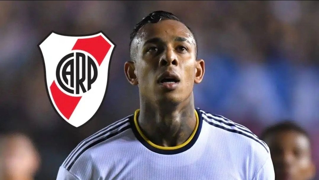 Trozco1's tweet image. Poco se habla de que Villa intentó ir a river porque en ese club a los violines se los blinda...