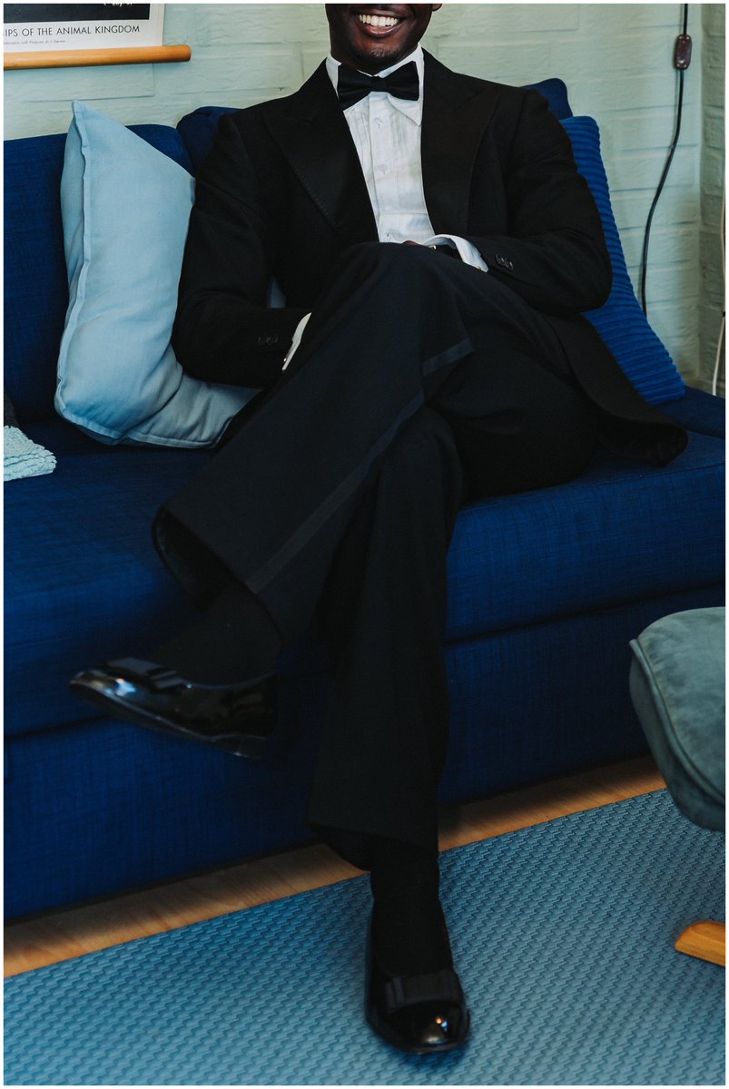 Kevin_Ayia's tweet photo. All I needed for New Year’s Eve was a vintage tuxedo. https://t.co/MbqkTxuv2n