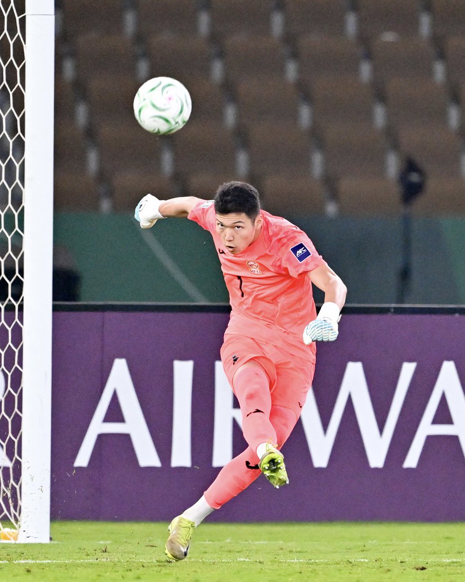KurMANbek 🧤🔥🇰🇬 #AFCU23