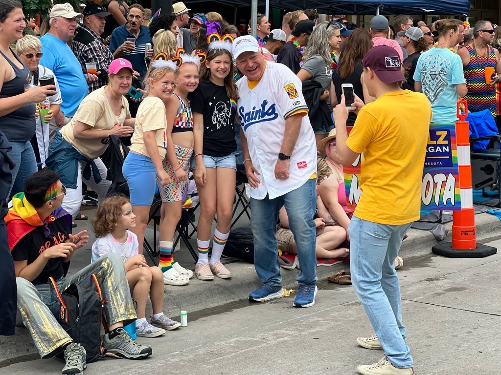 GagePatrick's tweet image. Glad I started my new job on a slow day! So proud of what Tim Walz has done for Minnesota and the small part I got to play in it. Millions of people are better off because of his leadership!