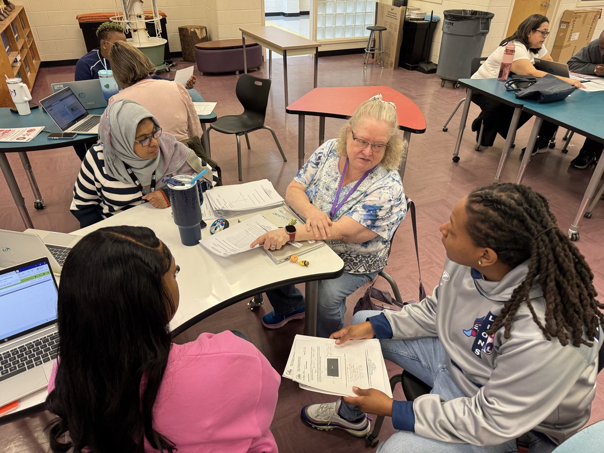 Renee Owen tweet media