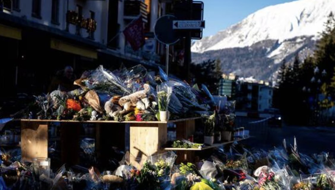 CerfiaFR's tweet photo. 🇨🇭FLASH | « Je vais demander l’arrestation des gérants », déclare Sébastien Fanti, avocat de victimes de Crans-Montana, avant d’ajouter : « Tout le monde dans la station savait que cet établissement n’était pas contrôlé. Les patrons des autres établissements le savaient mais personne ne savait pourquoi, alors qu’eux étaient régulièrement contrôlés. » (Le Parisien)