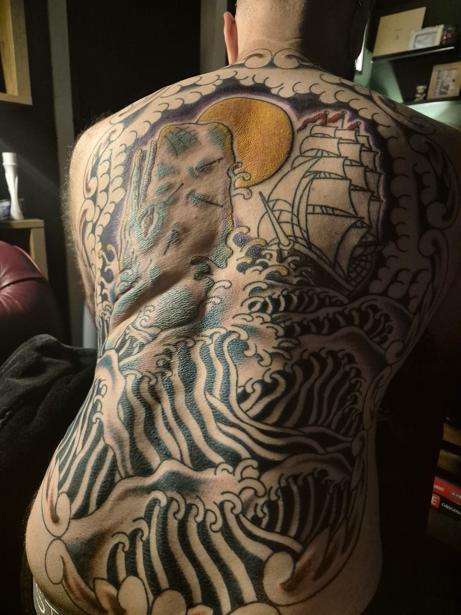 I only wanted a small cover up ...

Nah, kidding on. That's 12 hours smashed out so far.