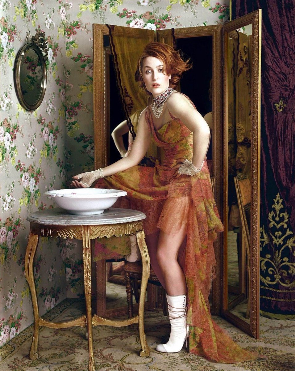 HerNameIsSpooky's tweet image. Gillian Anderson ✨🤍