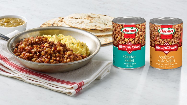natprovisioner's tweet image. Hormel Mary Kitchen hash brand is expanding its lineup with the debut of two skillets: chorizo, and Southwest style.

🔗 Learn more about the new beef and pork skillets: brnw.ch/21wYSj4

#NewProduct #Convenience #ComfortFood #MeatIndustry #Hormel
Photo: @HormelFoods