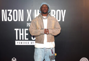 TheRoot's tweet image. How Rap Producer Hit-Boy Gets the Last Laugh After His Home is Robbed dlvr.it/TQBcN8