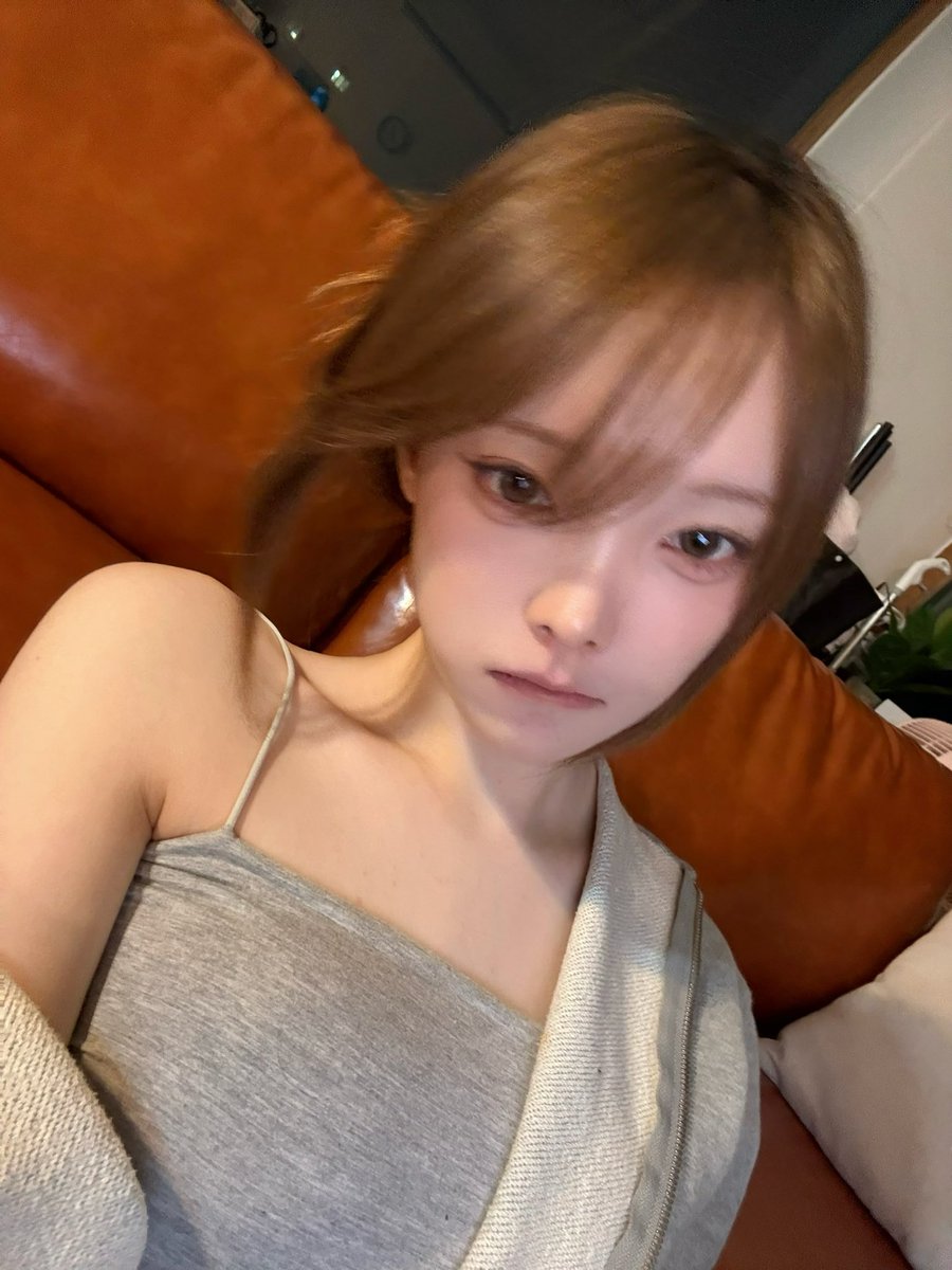 욱진이빵 tweet media