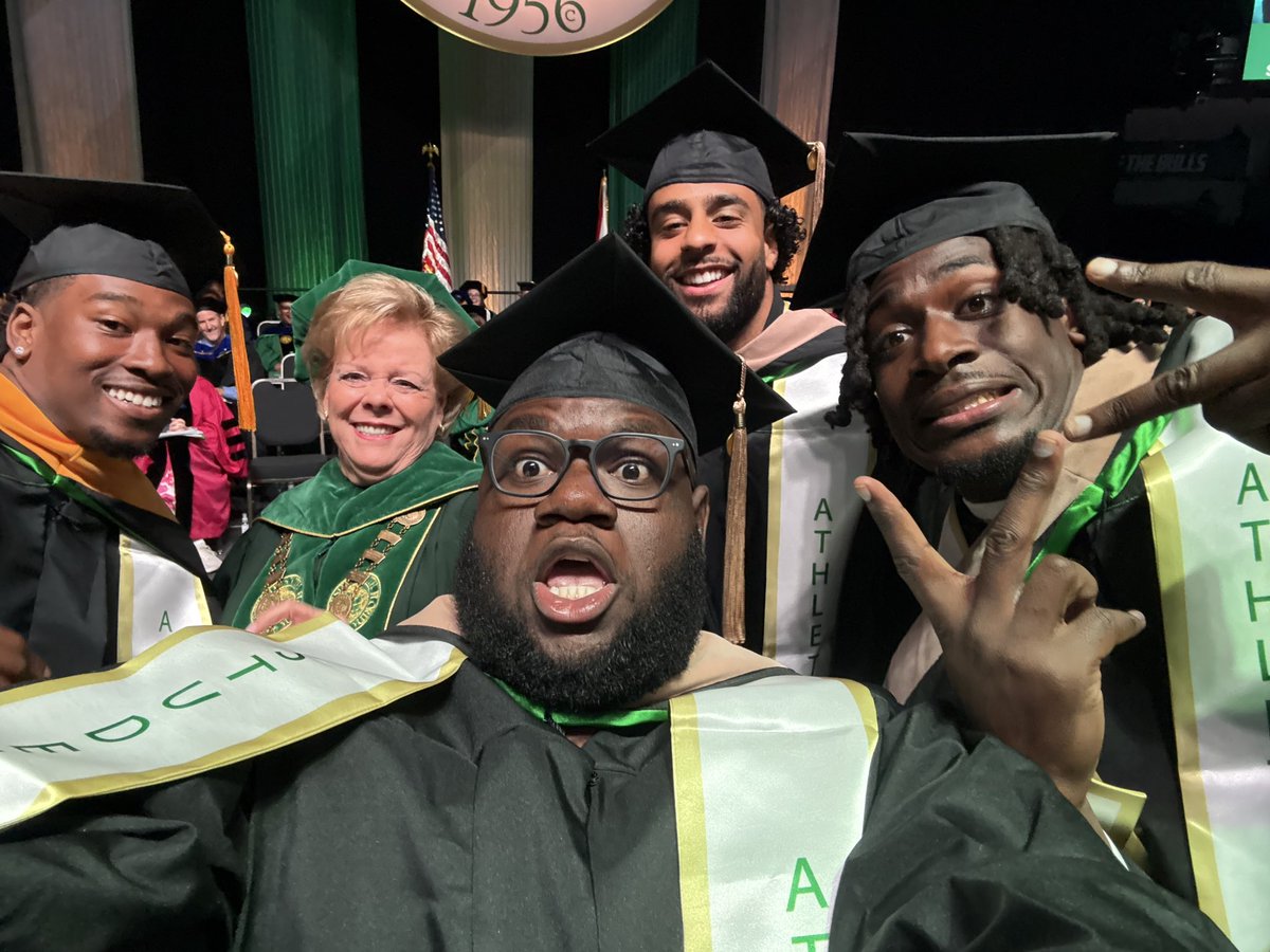 Mike Lofton tweet media