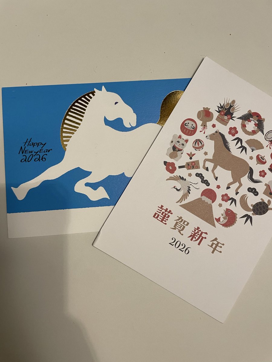 yuzukaum's tweet photo. 新年明けましておめでとうございます。
スイスにいながらも年賀状を送っていただきました。有難いです🙏
今年も様々なことにトライし、馬のように駆け抜ける一年にしていきたいと思います🐴
本年もよろしくお願いし��す🎍 https://t.co/d4Hd66JQKC