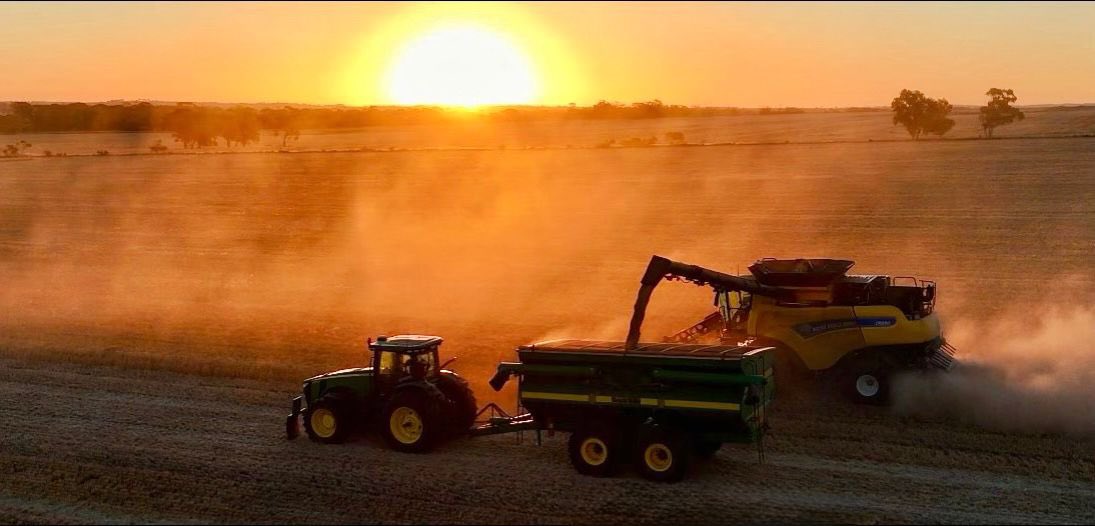 Mark Fowler tweet media