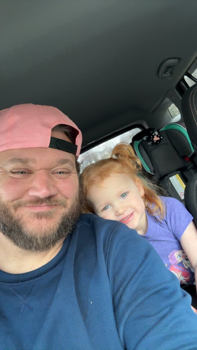 Robert Mobley tweet media