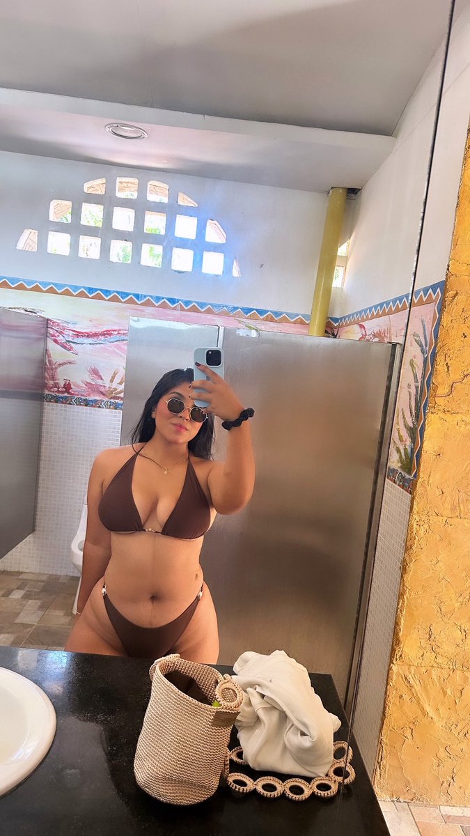 jjimenezmo's tweet photo. 👙🪞 https://t.co/fIVANu0wSW