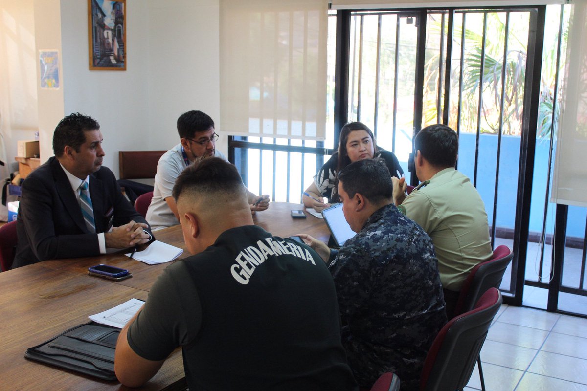 DPPTocopilla's tweet photo. Durante la mañana de este martes, la Delegada Presidencial Provincial, Rachel Cortés Cortés encabezó el primer Comité Policial del 2026, donde estuvieron presentes Carabineros, Policía de Investigaciones, Armada y Gendarmería 🚨 https://t.co/2Bu2TlVRye