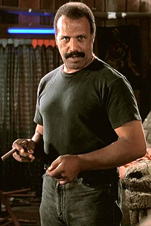 StarfleetJ's tweet image. Fred Williamson

Fred Williamson was considered and auditioned for the role of Benjamin Sisko. Williamson had previously appeared as Anka in TOS: "The Cloud Minders".

#StarTrek #FredWilliamson #BenjaminSisko #DS9 #TOS #StarTrekDS9 #fFromDuskTillDawn #IngloriousBastards #LLAP🖖🏻