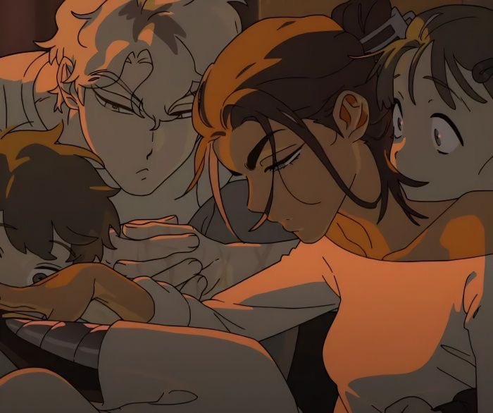 angeliclukaa's tweet image. hate to break it to ya but hyuna isn't 'extremely masculine' and you're the one with a harmful stereotype