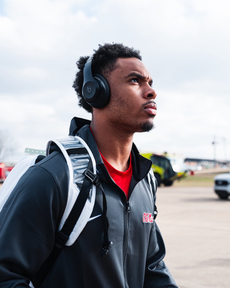 OleMissFB's tweet image. Next Stop: Phoenix 🛫