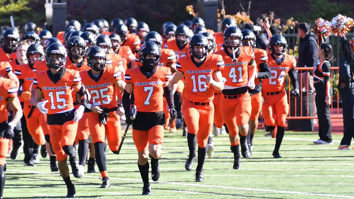 kaesonpressley2's tweet photo. After a great conversation with Coach @Coach_DanFields I am blessed to receive an offer to Lewis &amp; Clark College. @LCPiosFB https://t.co/kwYO7lJLxO