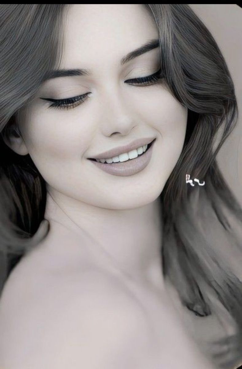 .

.

.

.

إذا حسيت إنك مع الشخص الغلط 
قم وانفض قلبك وقول : 

وش لي بصدر مايجي منه تقدير 
وصدور خلق الله لشوفي شفاحة

👌🏻🩶

#حبيت_اقول 
#مساء_الخير_والسعاده