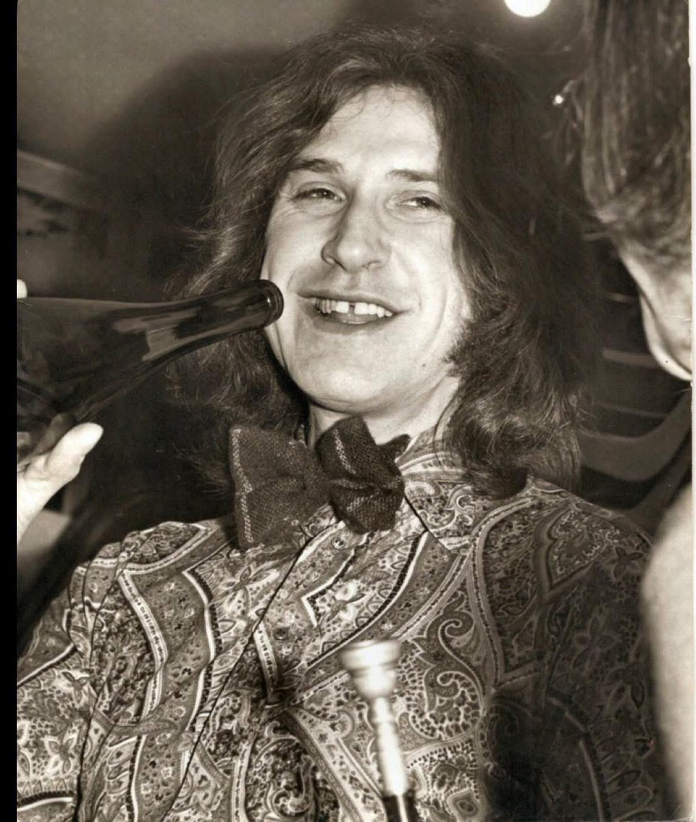 1971 photo by dan the fan for the kinks preservation society