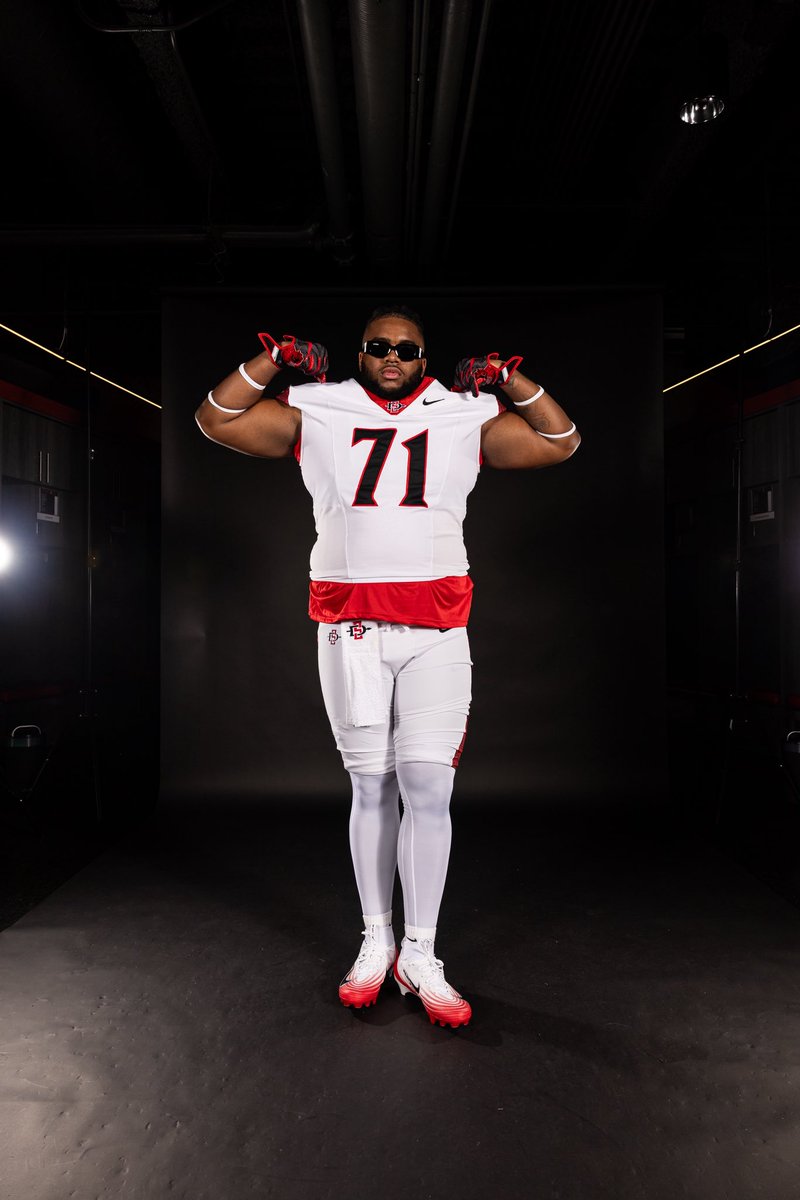 King Large “Official”⭐️ tweet media