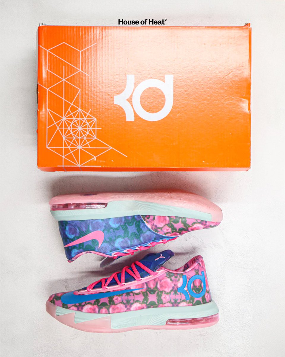 houseofheat's tweet photo. BREAKING: Kevin Durant's Nike KD 6 "Aunt Pearl" Returns Holiday 2026 💕 https://t.co/AvzvJvFXg4