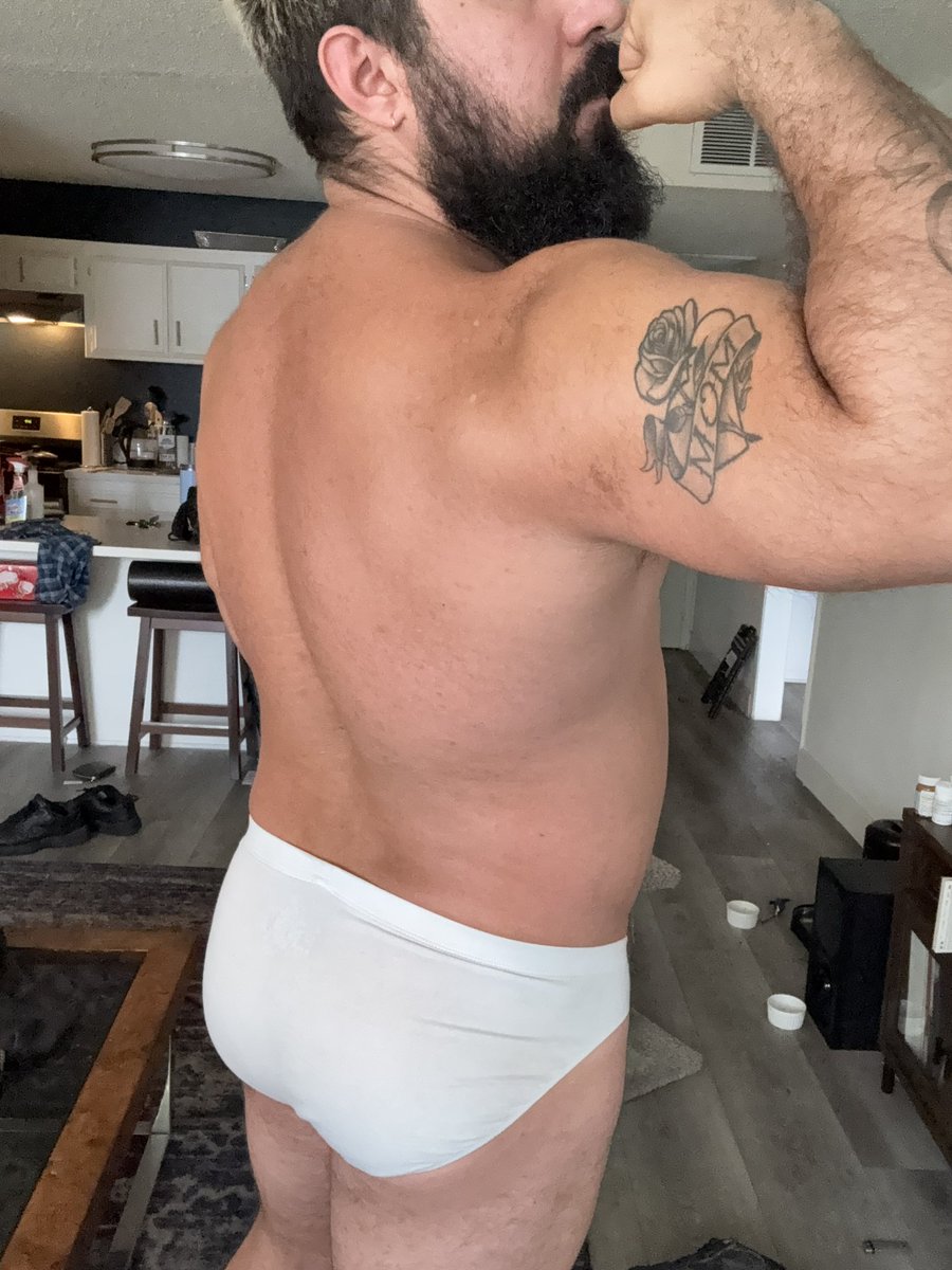 empanada daddy tweet media