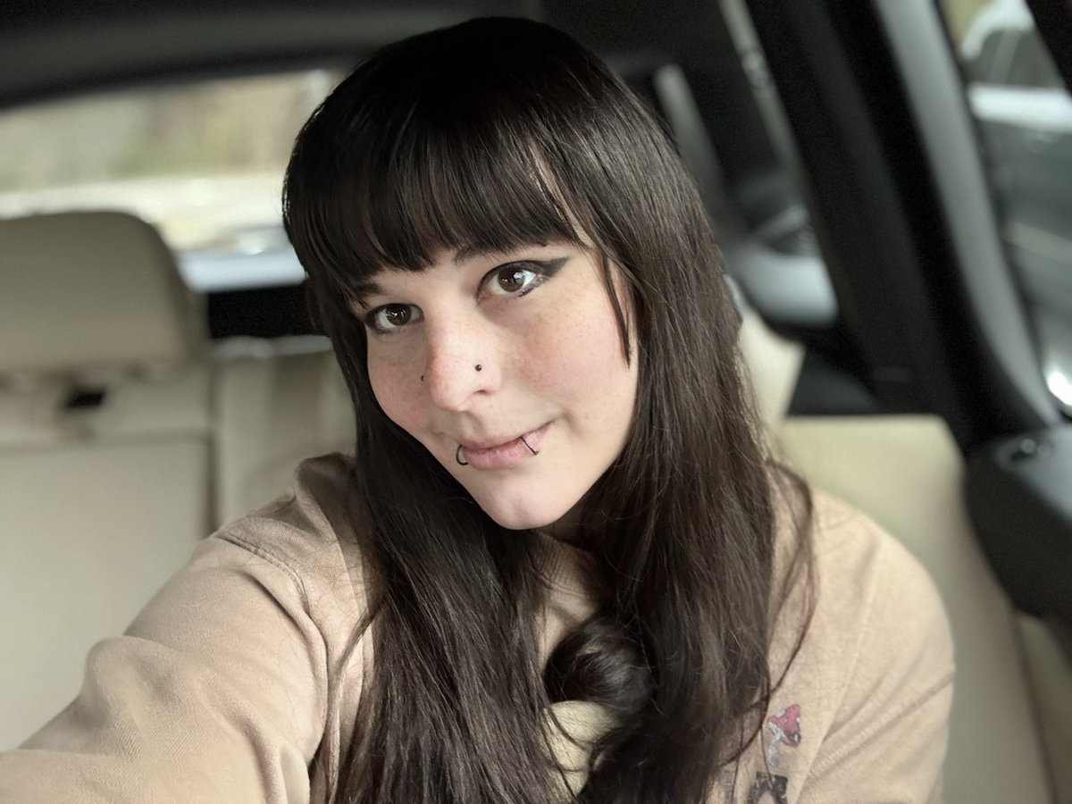 Frog-Witch🌹 tweet media