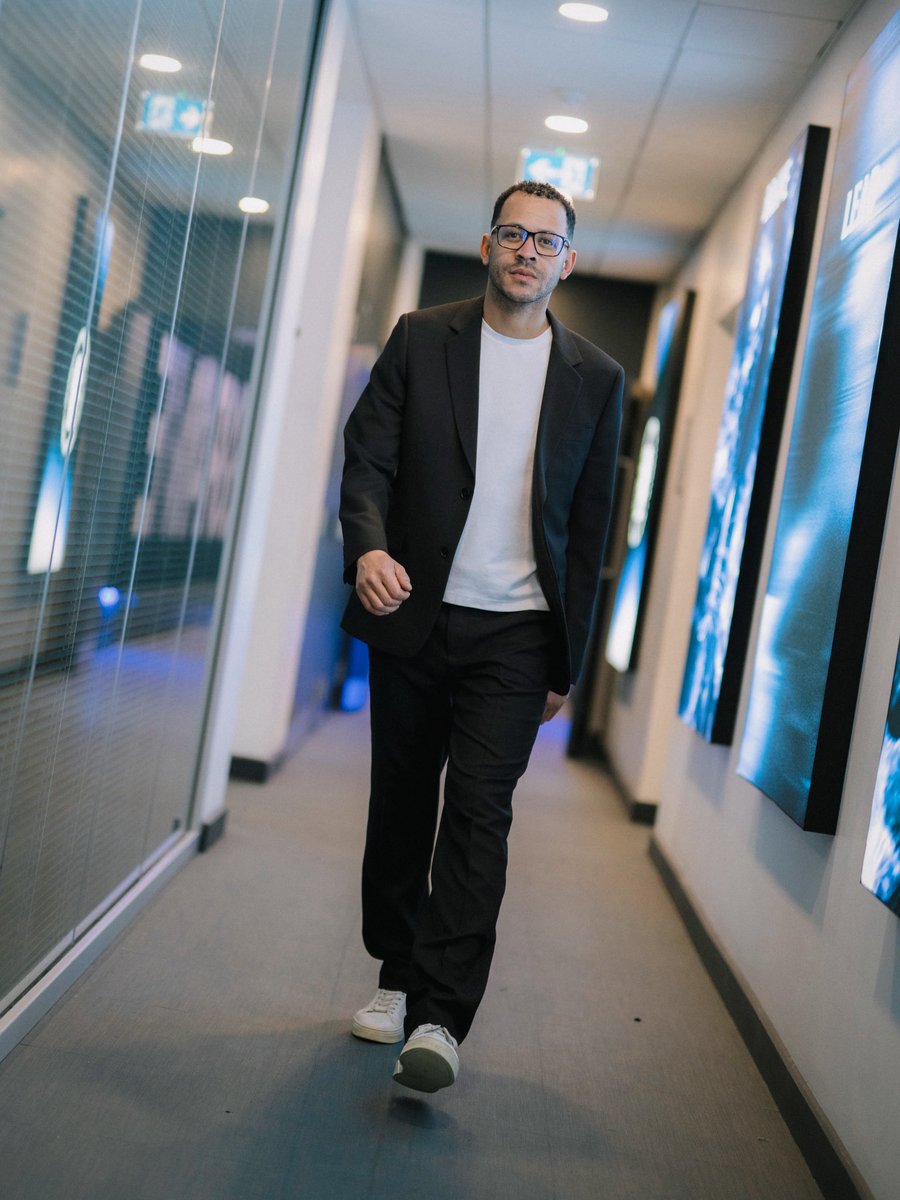 Vince™ tweet media