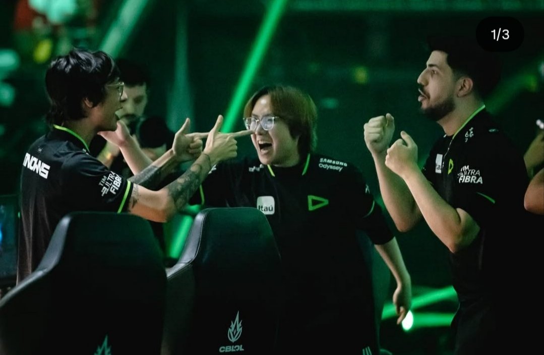 BCazato's tweet image. Feliz Aniversário Croquinho 💚✨
Que Deus te abençoe sempre e que tu volte logo pra nós 🙏🏻💚 @crocjg