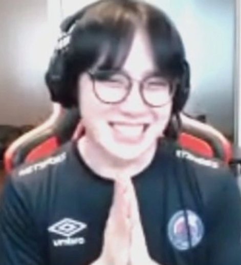 BCazato's tweet image. Feliz Aniversário Croquinho 💚✨
Que Deus te abençoe sempre e que tu volte logo pra nós 🙏🏻💚 @crocjg