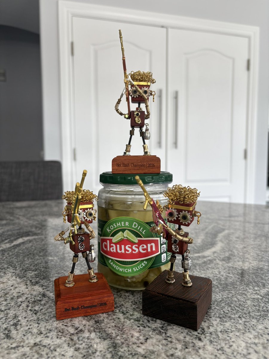 OpTic Hitch tweet media