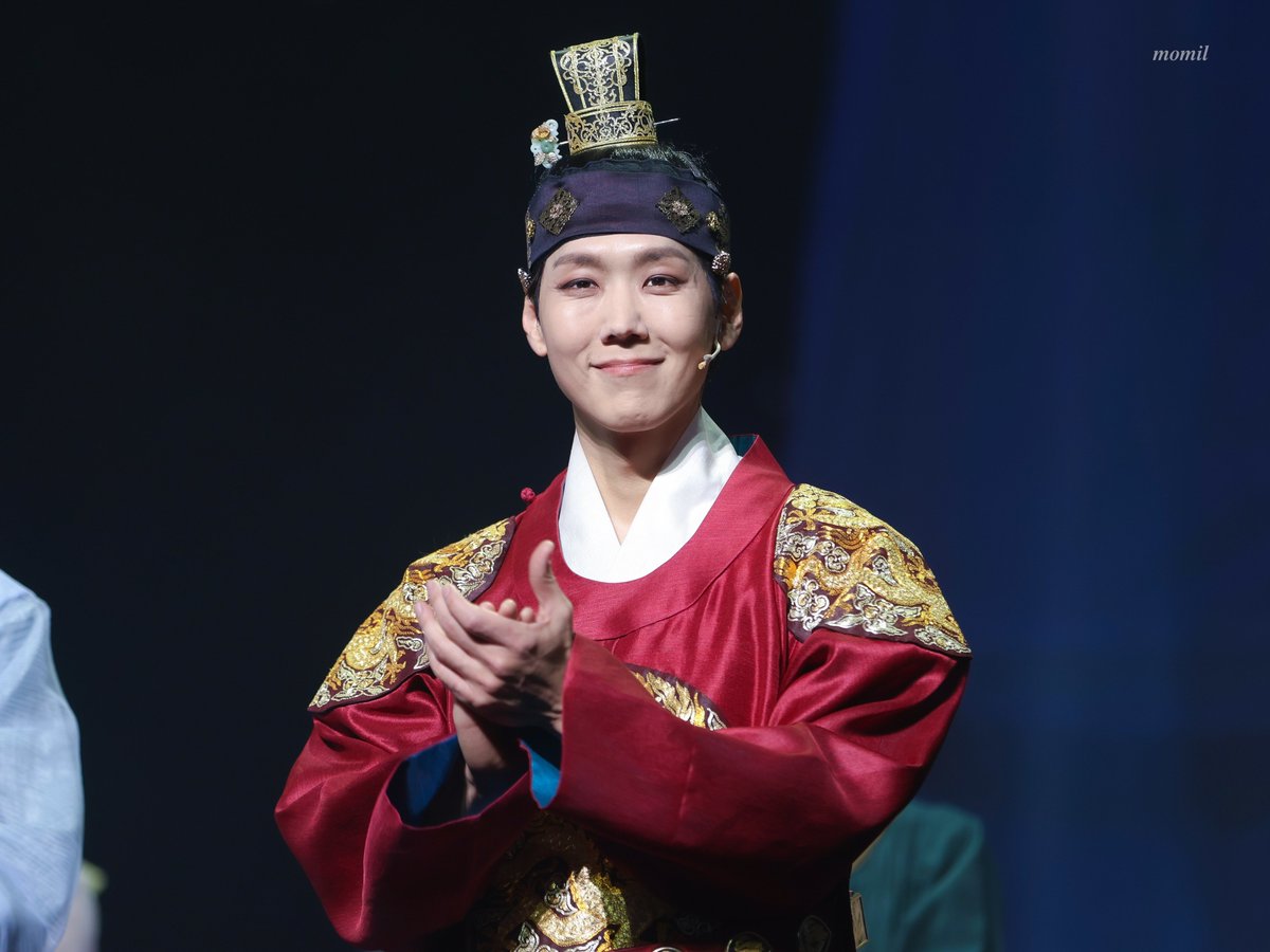 260106 한복입은 남자 커튼콜데이 🌠

세종/진석ㅣ #카이 #정기열