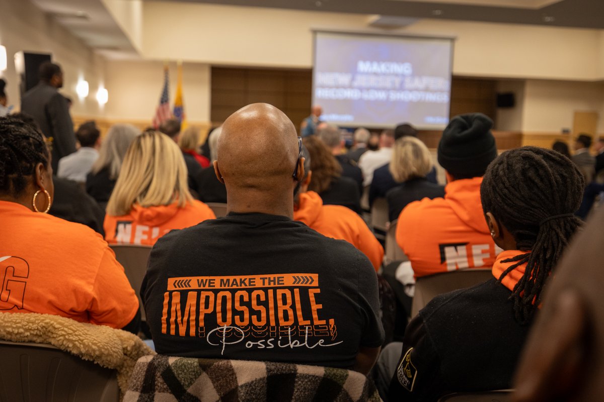 GovMurphy's tweet image. NEW: New Jersey has recorded its fewest number of shootings on record for 2025 and reached an all-time low in gun homicides. Since we took office, shootings have declined by 59% statewide.

Working together with community and law enforcement, we have significantly reduced crime,…