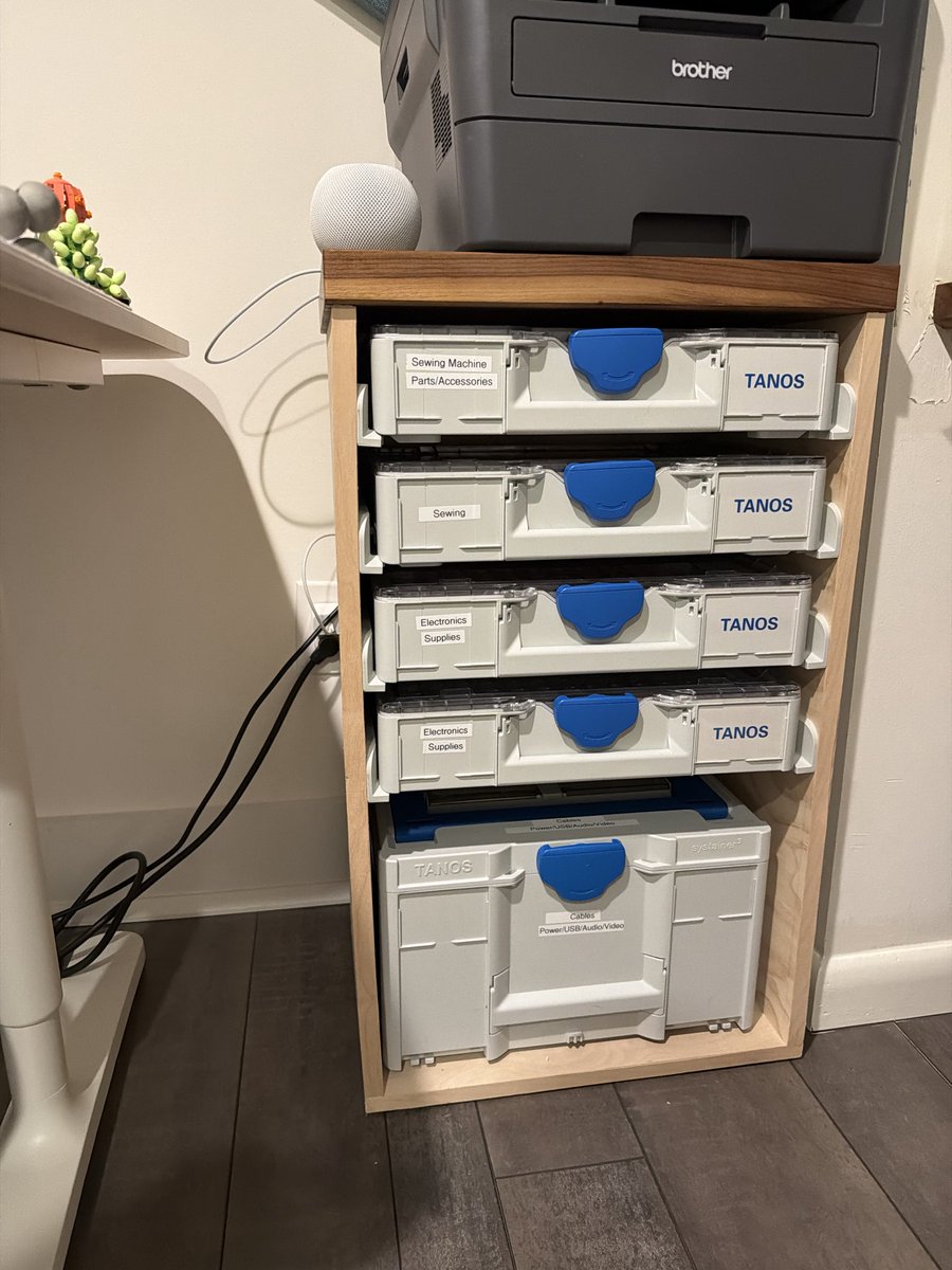 Laura Edelson tweet media