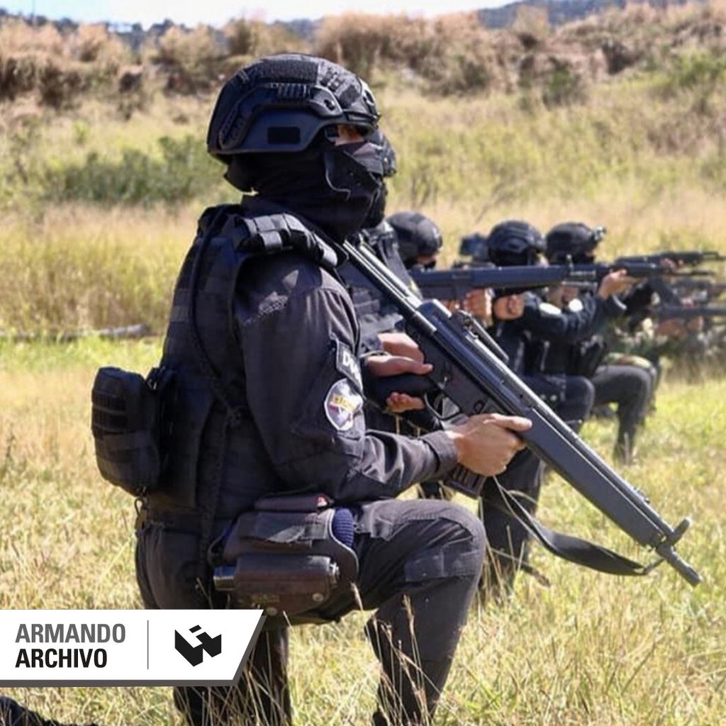 #LaTorturaEsLaVecina La Dgcim cambió su función de operaciones de contrainteligencia por la tortura en sedes oficiales y #CasasDeTortura clandestinas en distintas zonas de Caracas #ArmandoHistorias2022 bit.ly/3BFsmbx