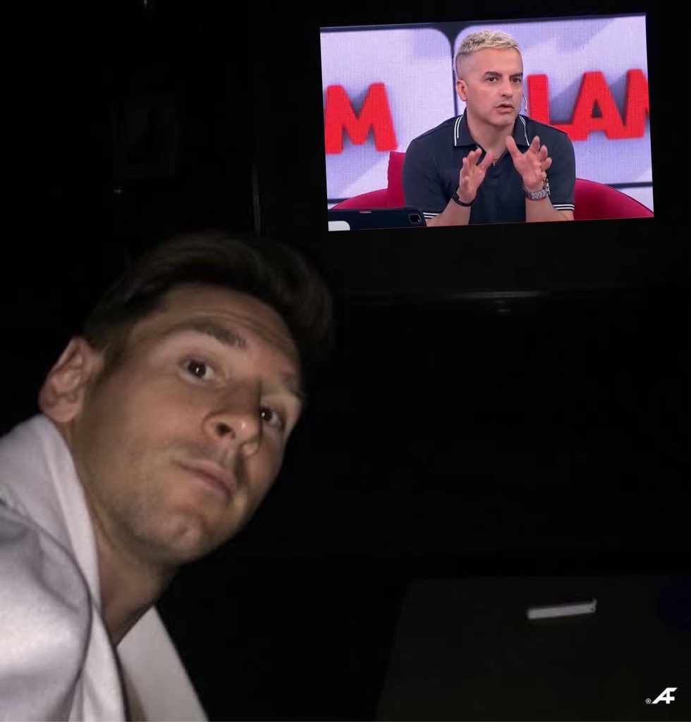 “Miro LAM, me gusta, soy un poco como mi vieja. Me divierte. Anto no mira. Yo lo hago para estar al día, informarme un poco.

Si es por mi vieja, está con Ángel en LAM”.

Lionel Messi, en LUZU. 😅📺