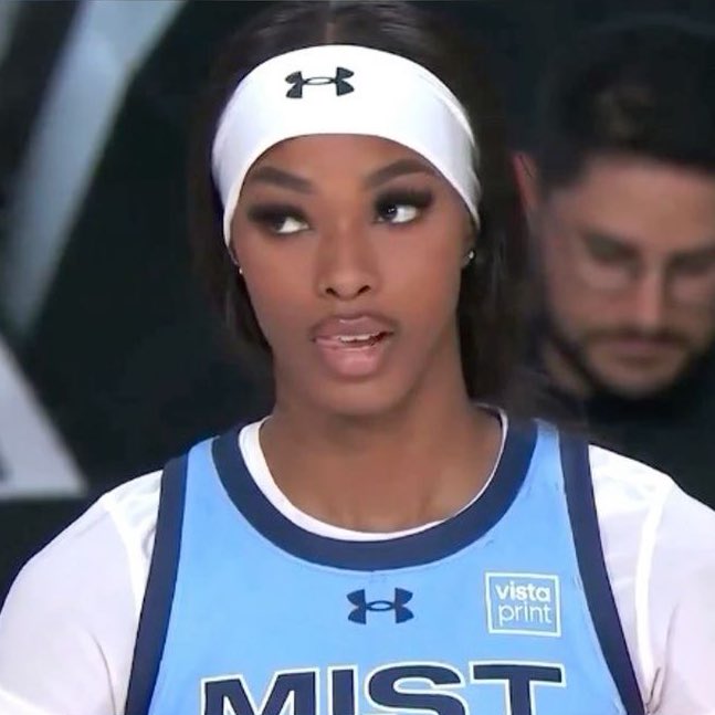 brinksbueckets's tweet image. insane face cards btw.