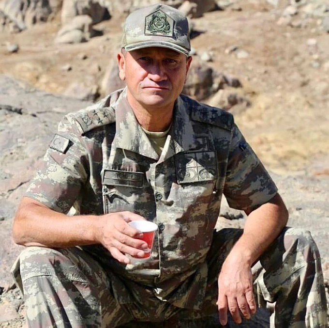 🔻PKK'nın "Türk ordusu buraya asla giremez!" dediği yerde İsmail Metin Temel Paşa çay içerken.