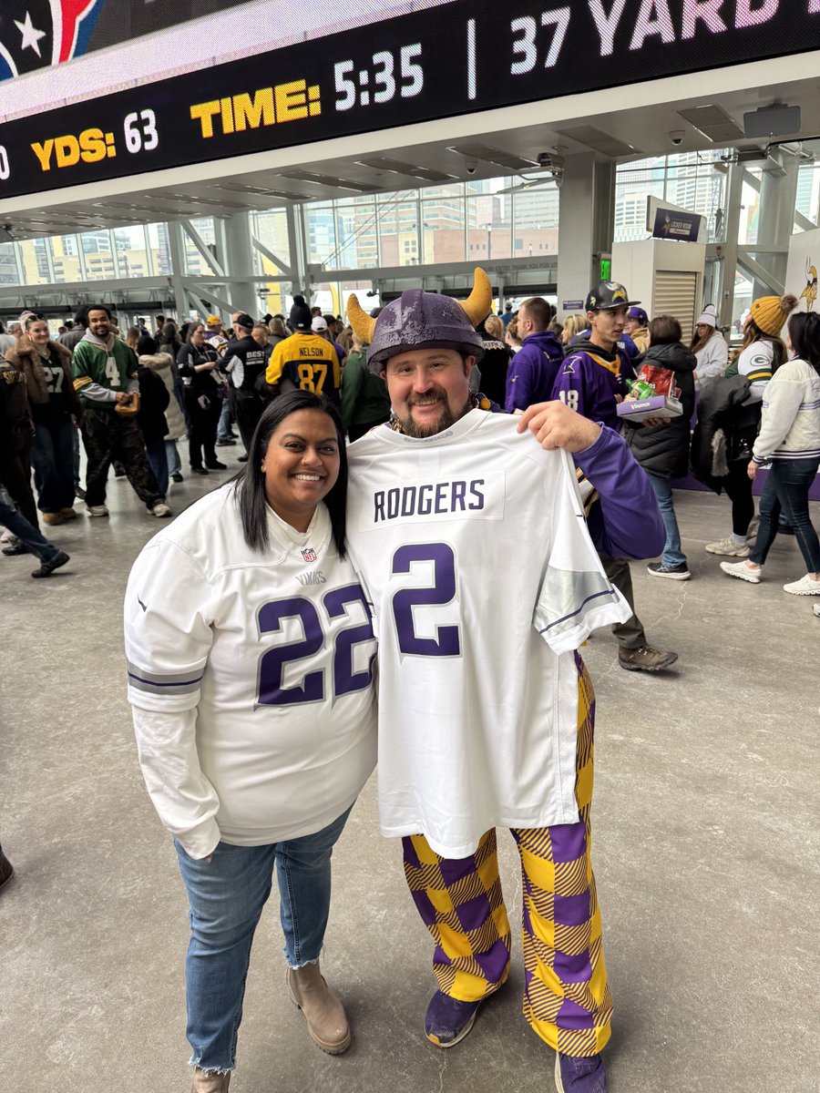 PicDaddy82's tweet image. 💜