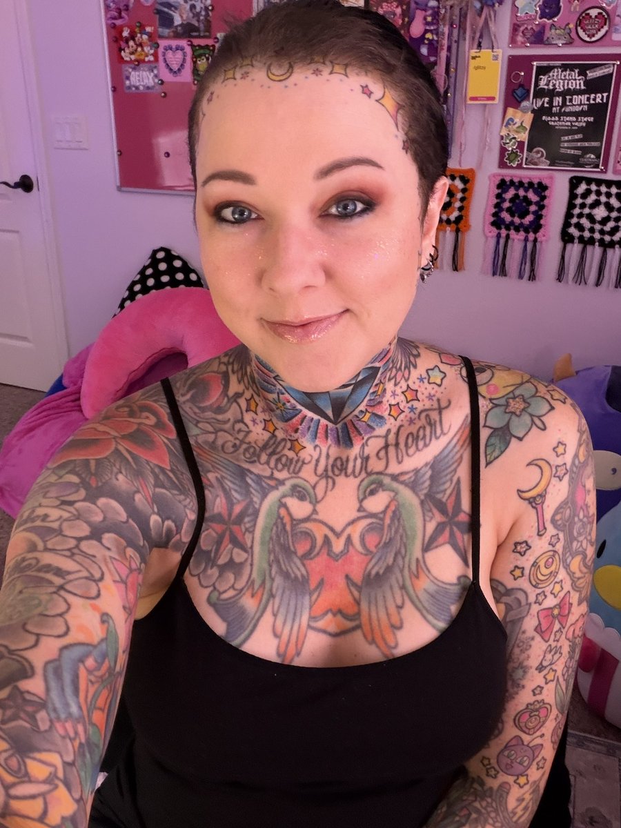 GLiTZY💎BRiTE tweet media