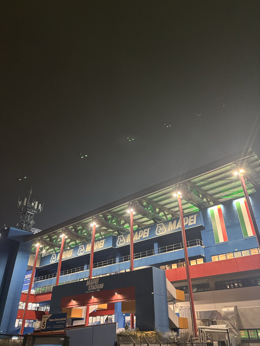WillCrisp13's tweet photo. Match 2️⃣9️⃣ of 25/26: the first of a Yorkshire lads holiday Serie A triple header at new ground number 60, the Mappei Citta del Tricolore. Spalletti’s Juventus dominated the game, with a quick fire double by Miretti and Jonathan David killing off Sassuolo on 63 minutes https://t.co/x1wxn9CbId