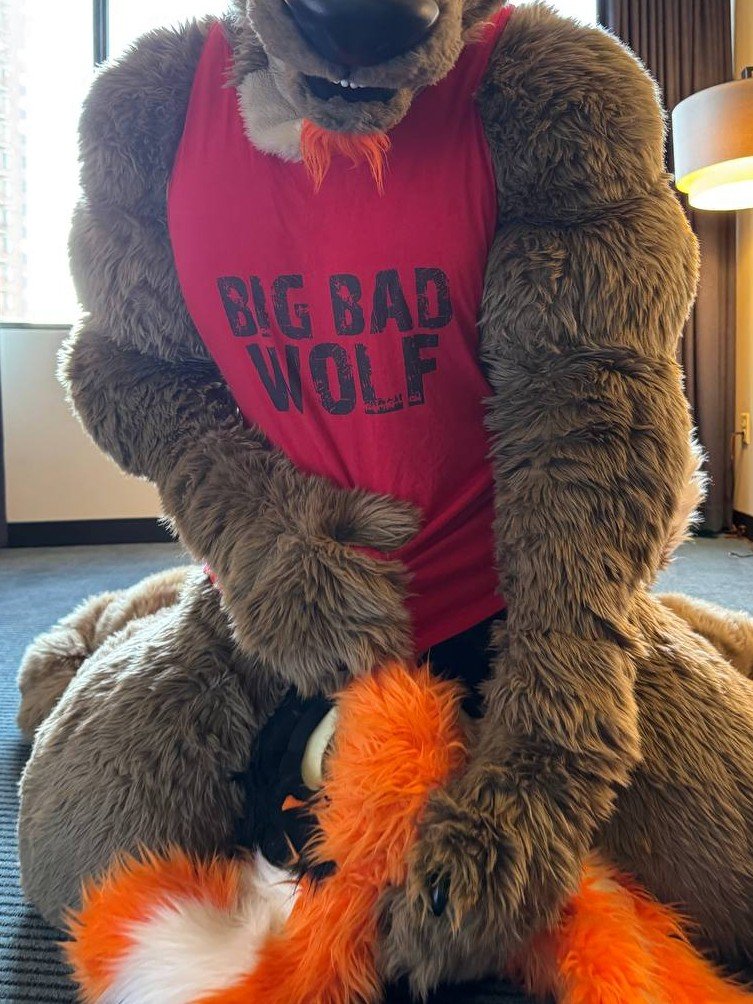 GrowingBrute's tweet photo. That's it, good pup. Deeeep breaths now. You're doing great.

🐶: @FoxNobia https://t.co/1ydkfhXdst