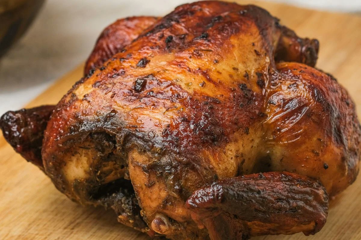 Store-bought rotisserie chicken has more additives than you think 👀

This slow cooker rotisserie chicken is juicy, flavorful, and made with just a whole chicken + simple spices.

Easy, affordable, and perfect for meal prep.  
thirtysomethingsupermom.com/slow-cooker-wh…