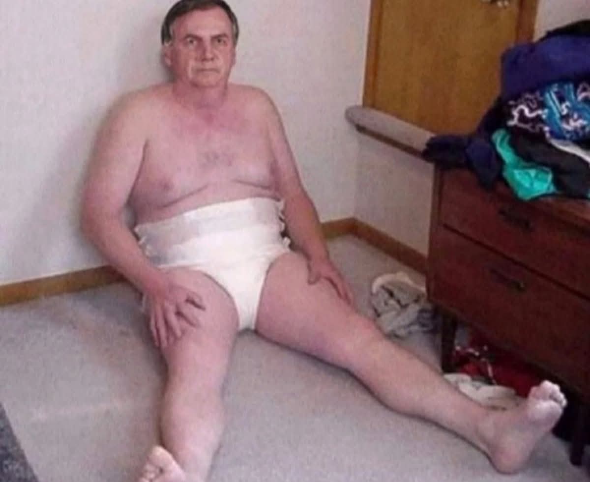 50 dias de prisão
2 Hospitalizações
Paranoia com ar-condicionado
Caí da cama sozinho, do nada.
ESSE É O MITO. 🤡🤡🤡🤡🤡🤡🤡🤡🤡