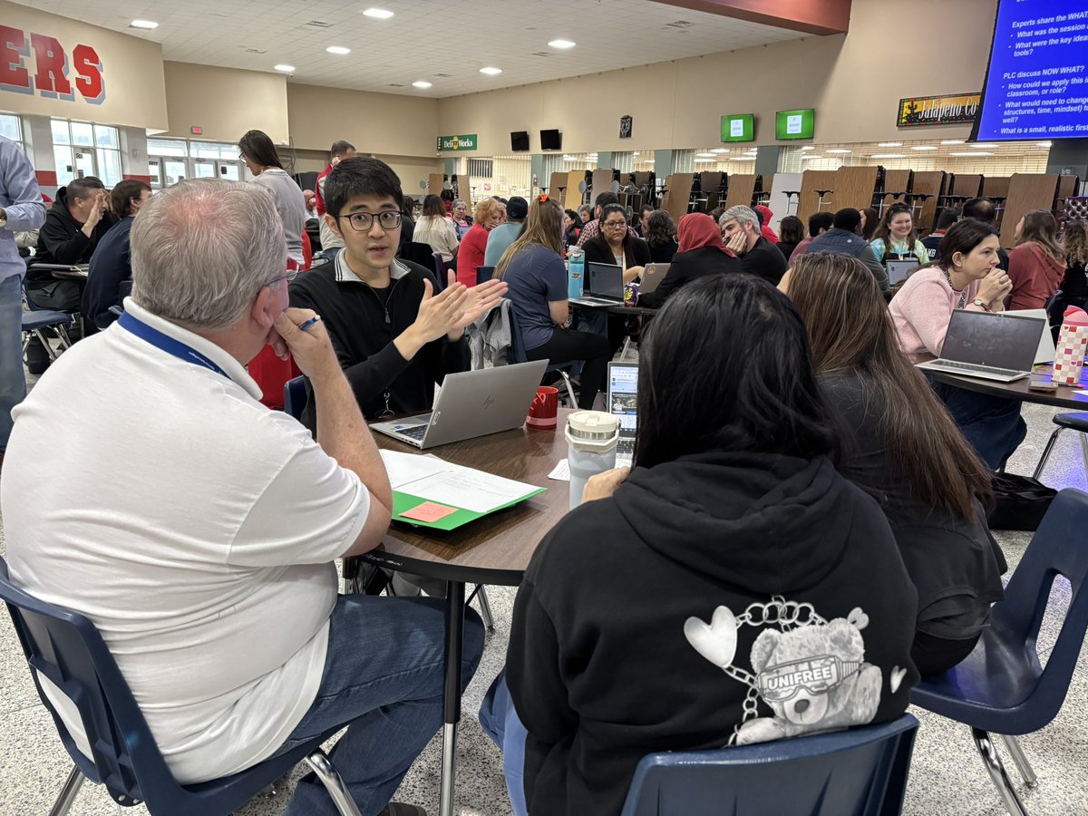 THS_Tigers's tweet photo. The ultimate jigsaw discussion protocol where PLTs picked sessions led by our fabulous teacher leaders, they became experts, shared with their PLTs, and integrated new learning into their upcoming lessons. We ❤️our teachers for constantly striving to improve for our sts! https://t.co/oDEB4JRROg