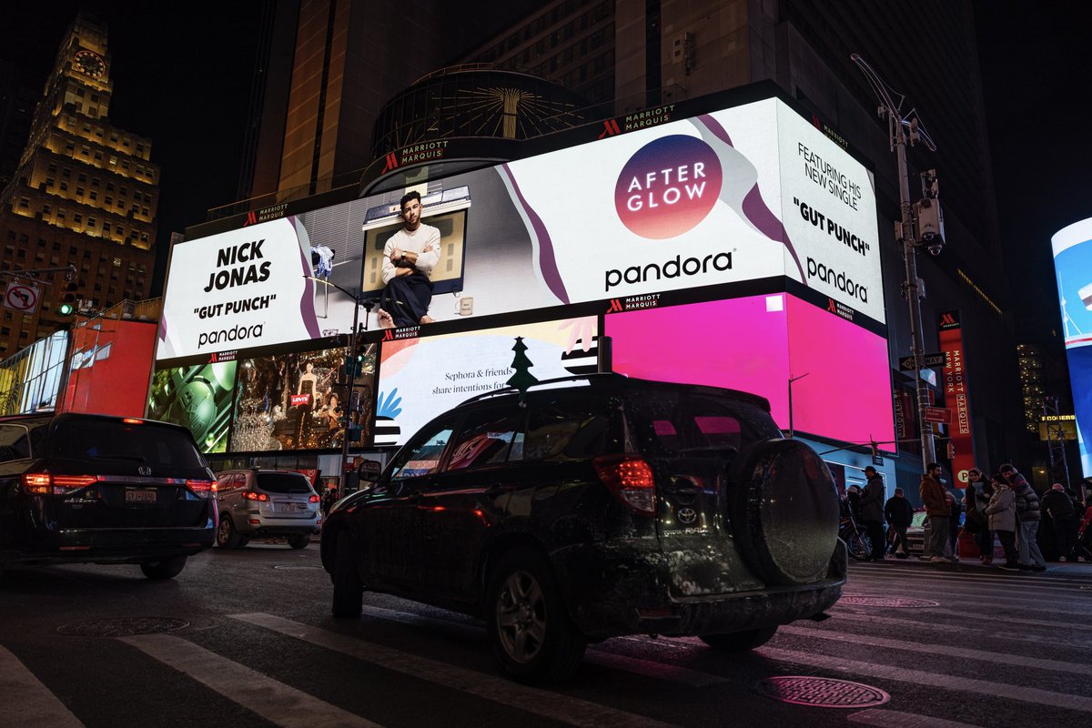 Nick Jonas tweet media