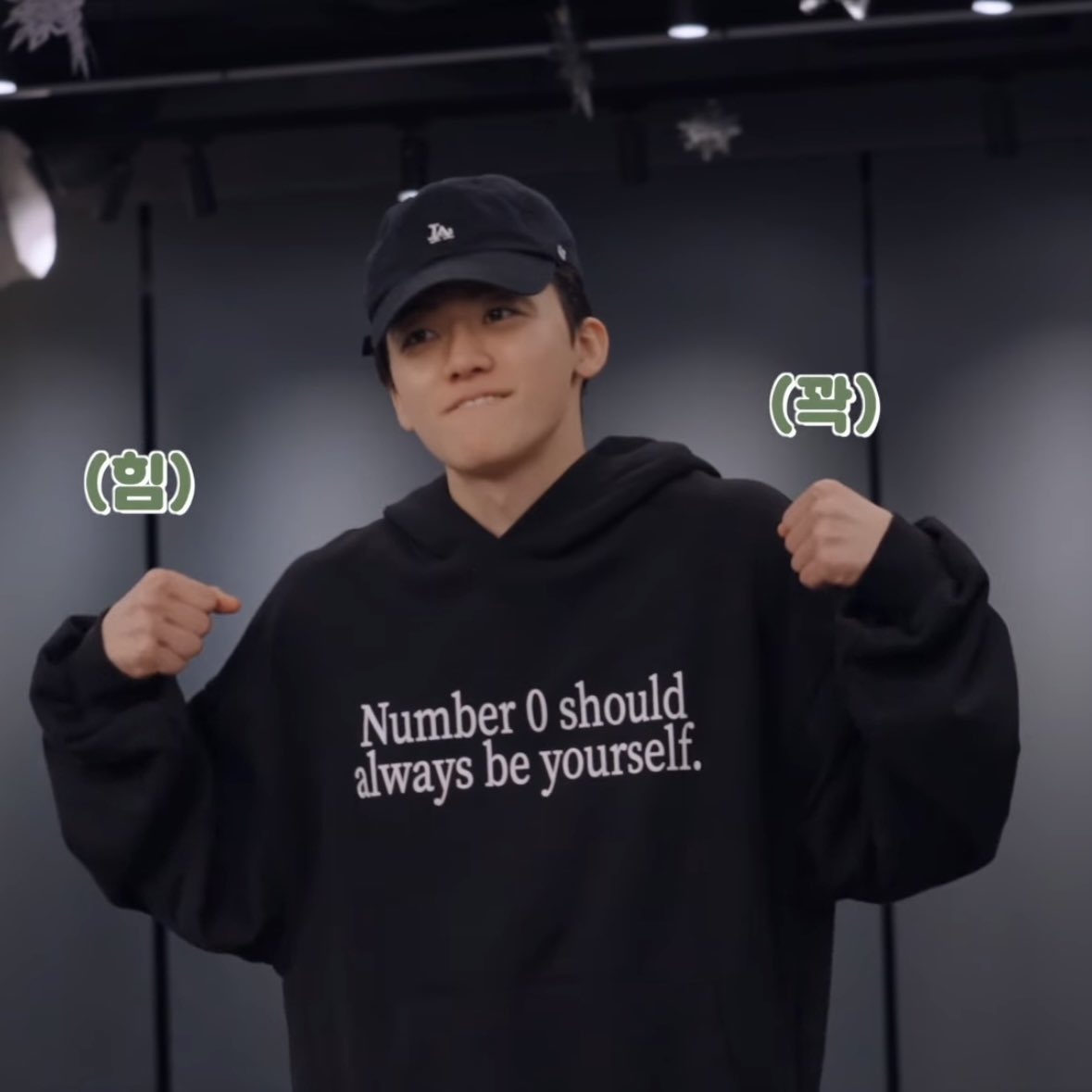 ANL_allnight's tweet image. 눈뜨자마자 재민이 버블보고 핸드폰 쓰다듬엇다
오늘도 햄내야지 ..